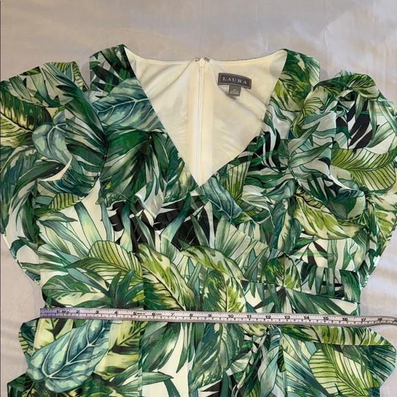 Laura Dress Tropical Green African Leaf Print Elegant Flowy Wedding Guest Cruise - Picture 12 of 13